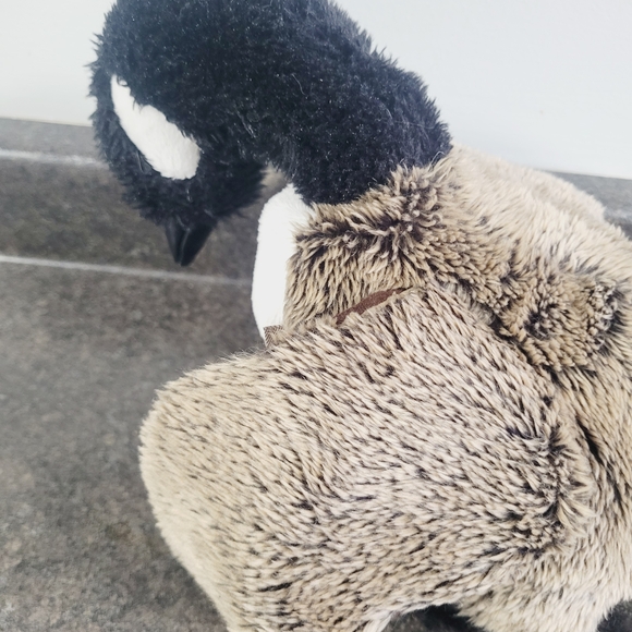 Folkmanis Canada Goose Hand Puppet 15inch - Picture 8 of 8